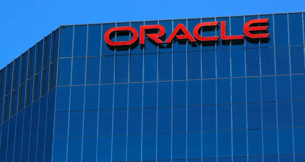 Oracle ризикує втратити кредитний рейтинг через рекордні витрати на розвиток ШІ